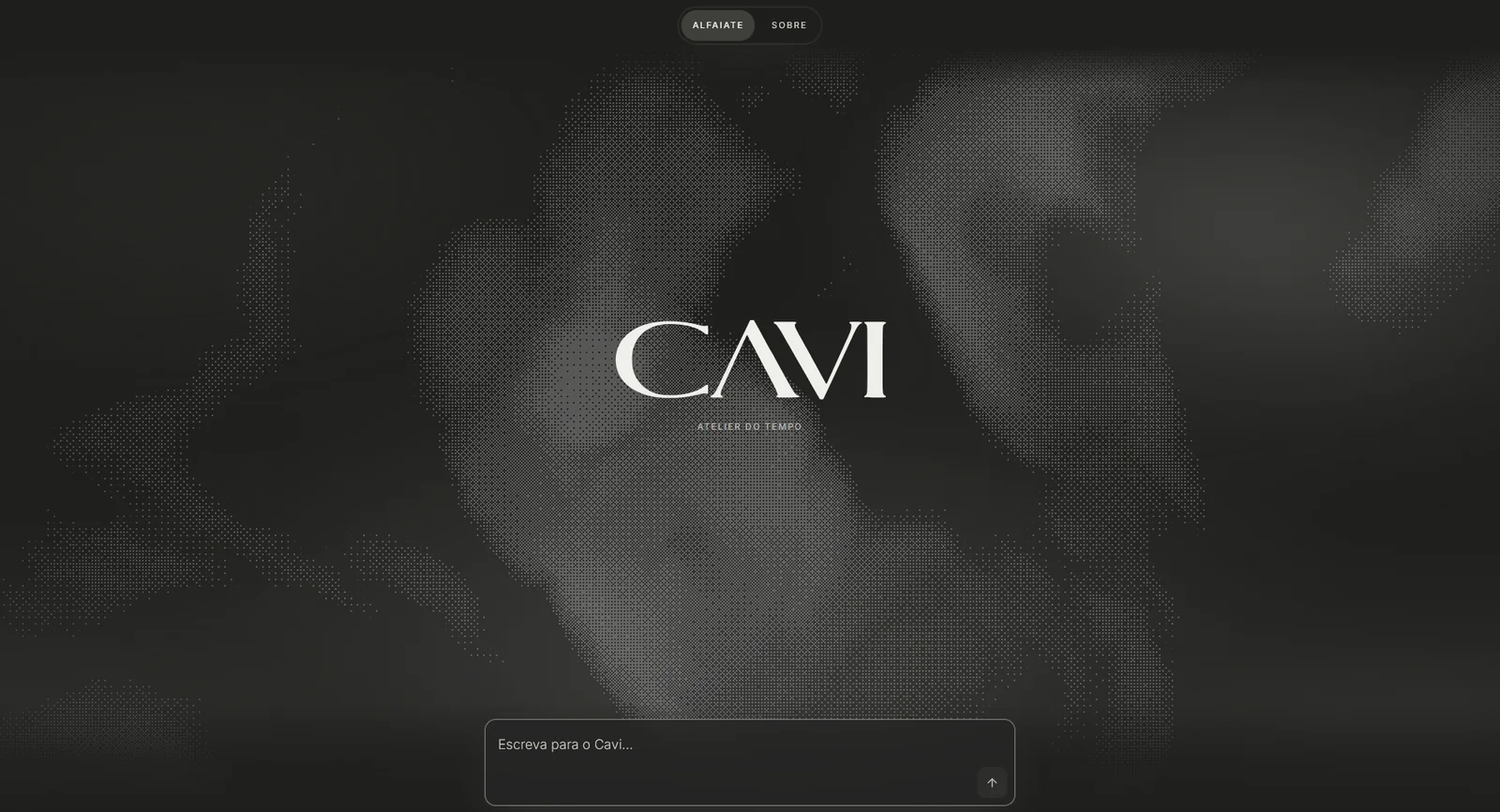 Tela inicial do Cavi, com o nome da marca, a assinatura Atelier do tempo e o campo Escreva para o Cavi